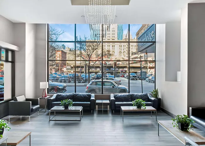 Travelodge By Wyndham Downtown Chicago